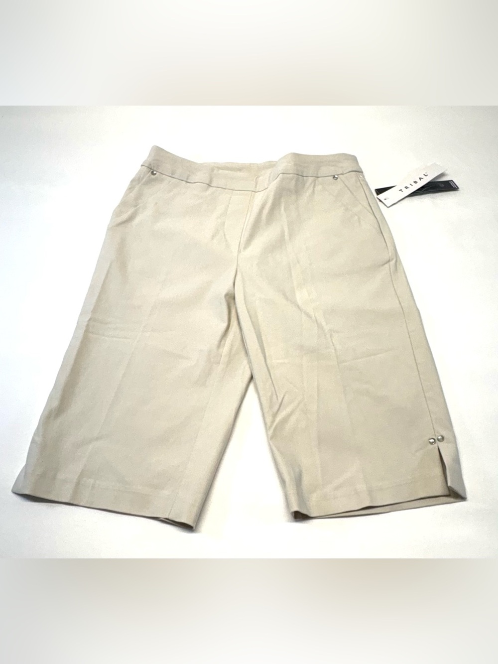 NWT Tribal Flatten It Pull-On Long Bermuda Skimmer Shorts Stone 6